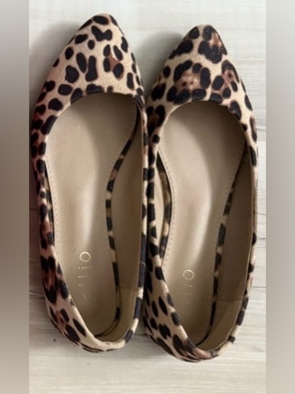 Leopard flats